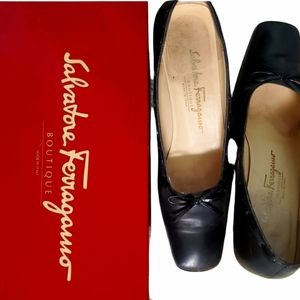 Salvatore Ferragamo Nabuck Calf Leather Pumps 9 B